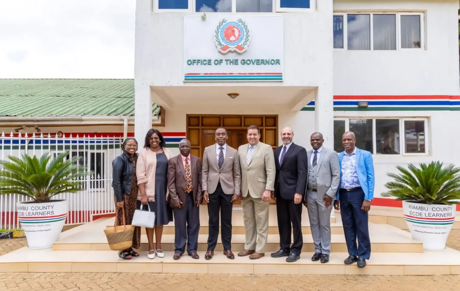 Governor Wamatangi Hosts Former US Senator John Crane, Discussions Focus on Education