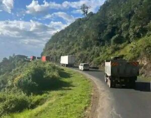 Oil Spill Sparks Three-Trailer Pileup, Paralyses Mutarakwa-Maai Mahiu Highway